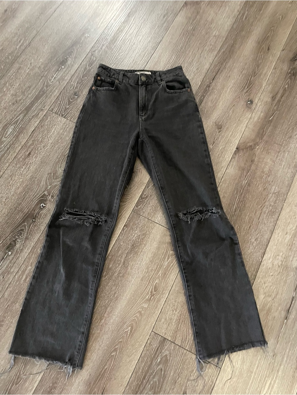 GARAGE Denim 90s Distressed Straight Jean - Coal Black Size 3/26